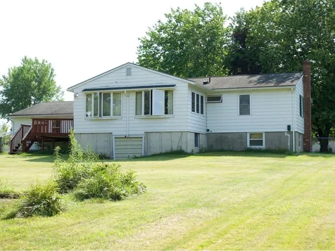 9 Londonderry Lane Essex VT 05452