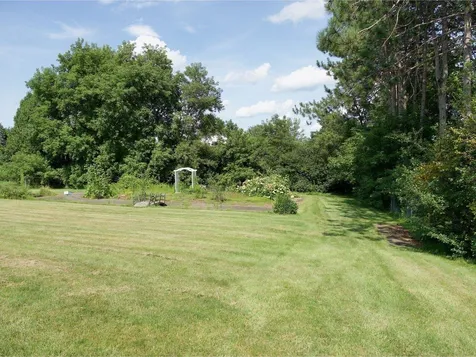 9 Londonderry Lane Essex VT 05452