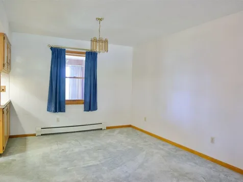 9 Londonderry Lane Essex VT 05452