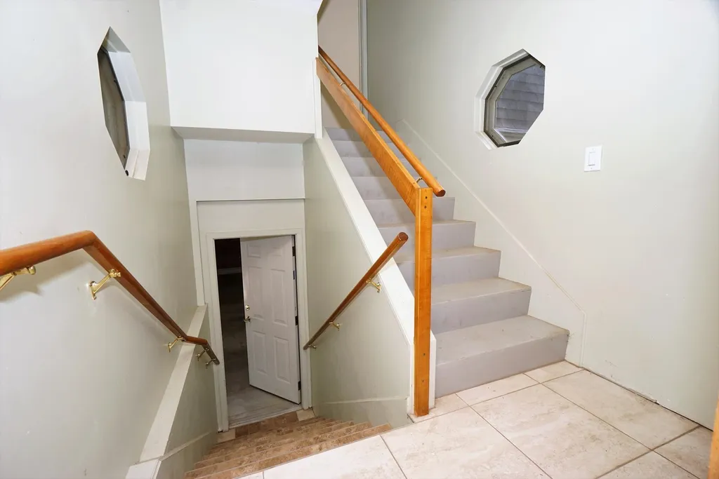 284 Bicentennial Drive Hooksett NH 03106