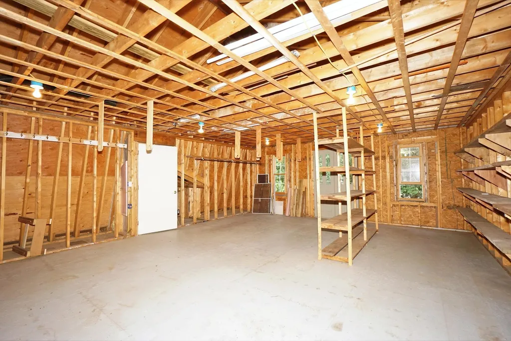 284 Bicentennial Drive Hooksett NH 03106