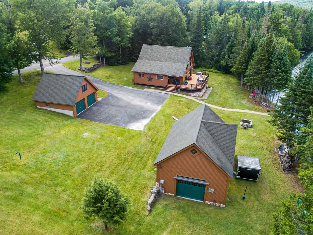 134 Spooner Road Pittsburg NH 03592