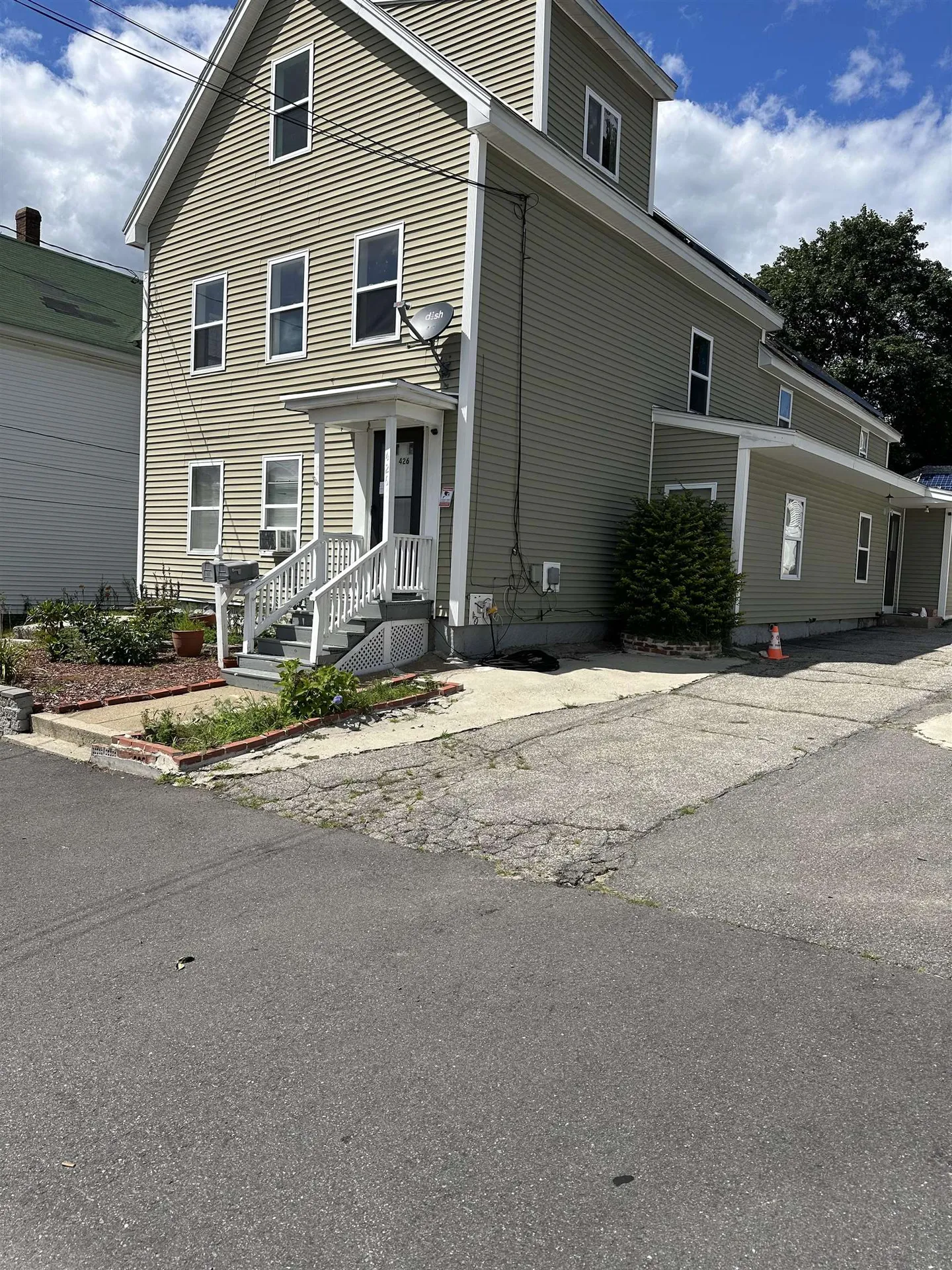 426 Merrimack Street Manchester NH 03103