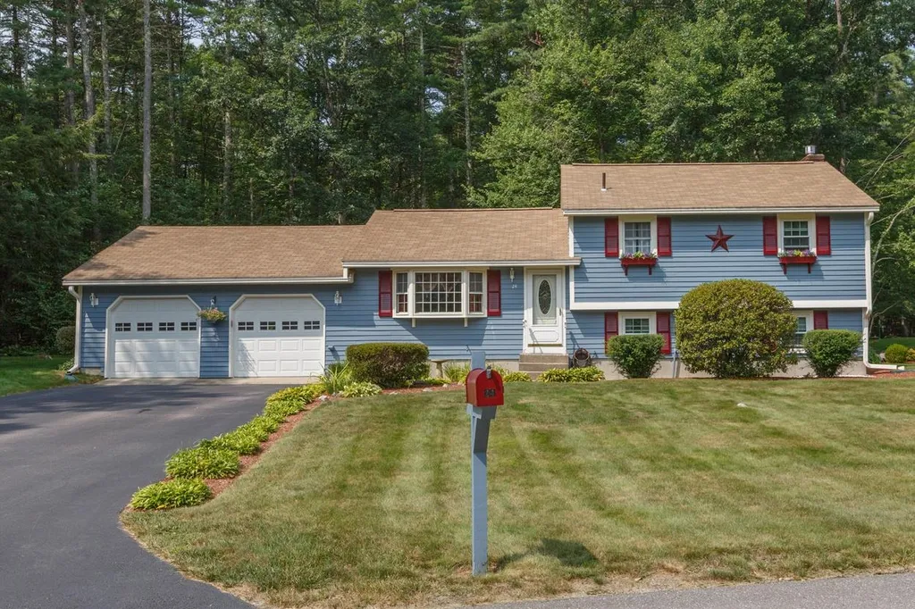 24 Berkley Street Merrimack NH 03054