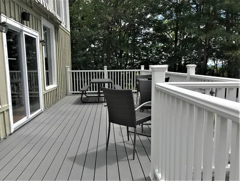 18 Pond Loop Wilmington VT 05363