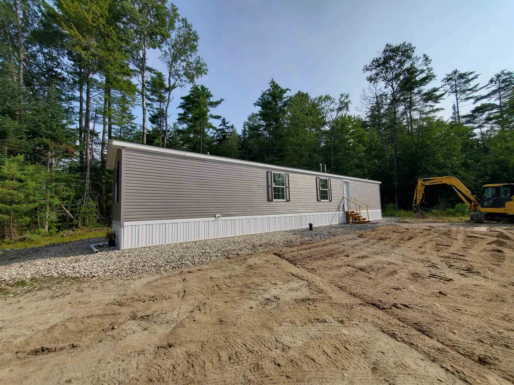 74 Canaan Street Canaan NH 03741