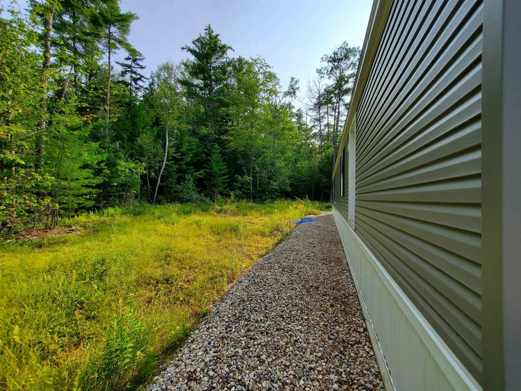 74 Canaan Street Canaan NH 03741