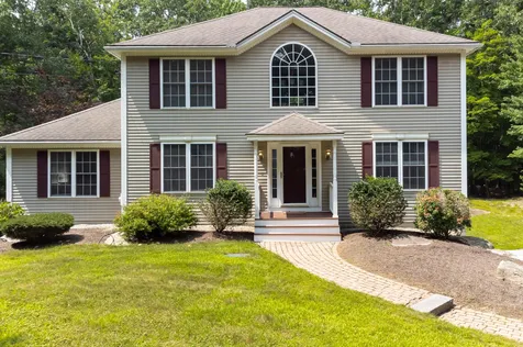 42 Peppermint Street Goffstown NH 03045