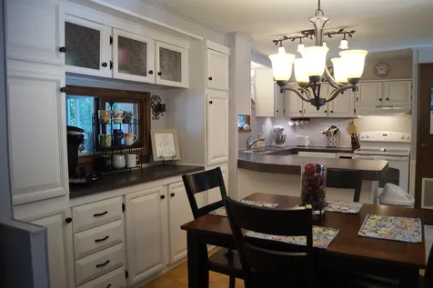7 Neptune Lane Nashua NH 03062