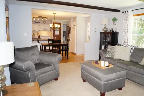 7 Neptune Lane Nashua NH 03062
