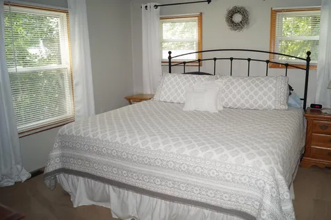 7 Neptune Lane Nashua NH 03062