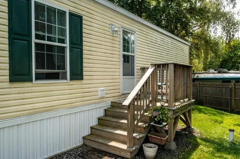 23 Seabreeze Drive North Hampton NH 03862