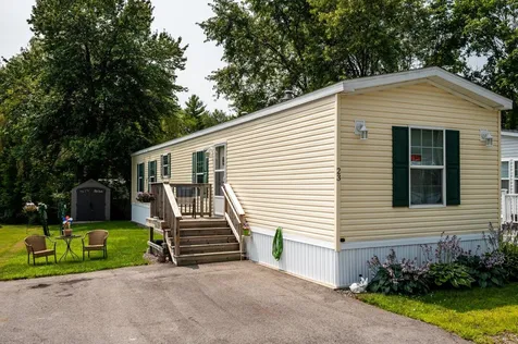 23 Seabreeze Drive North Hampton NH 03862