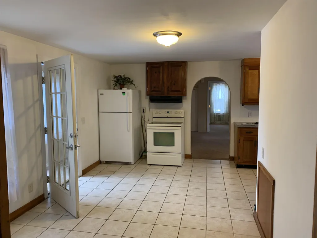 64 Cohas Avenue Manchester NH 03109