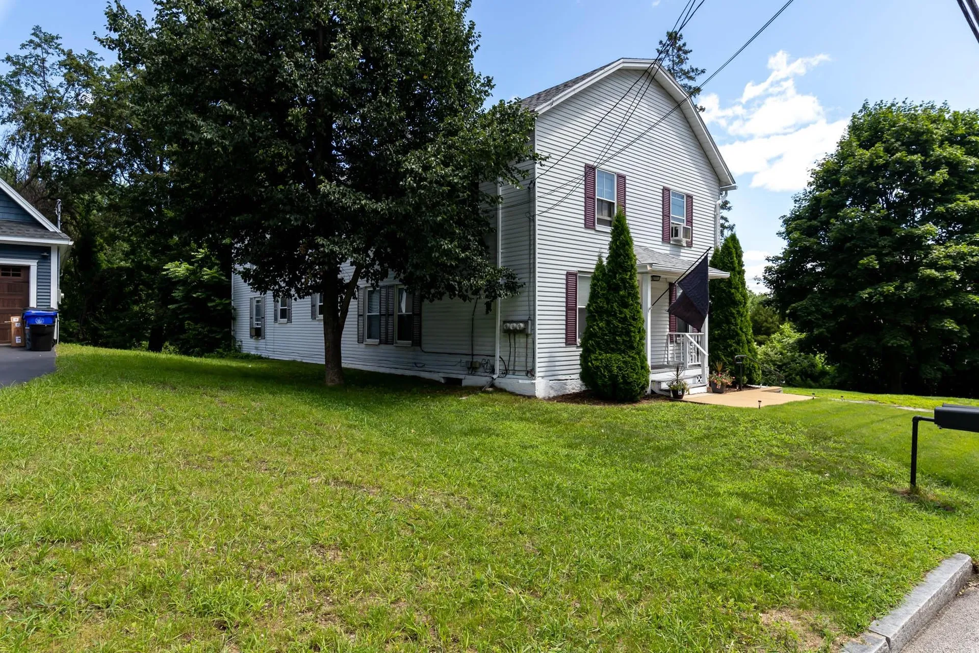 64 Cohas Avenue Manchester NH 03109