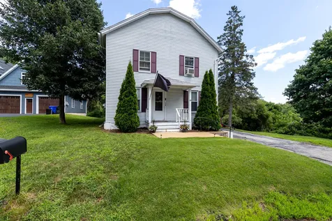 64 Cohas Avenue Manchester NH 03109