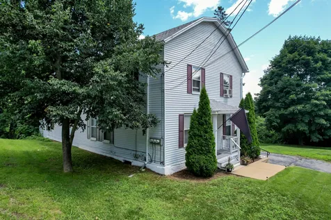 64 Cohas Avenue Manchester NH 03109
