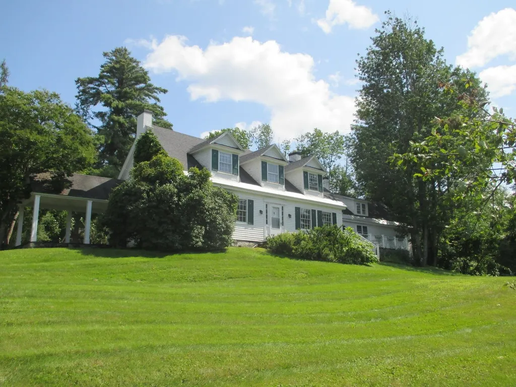 679 Slate Ledge Road Littleton NH 03561