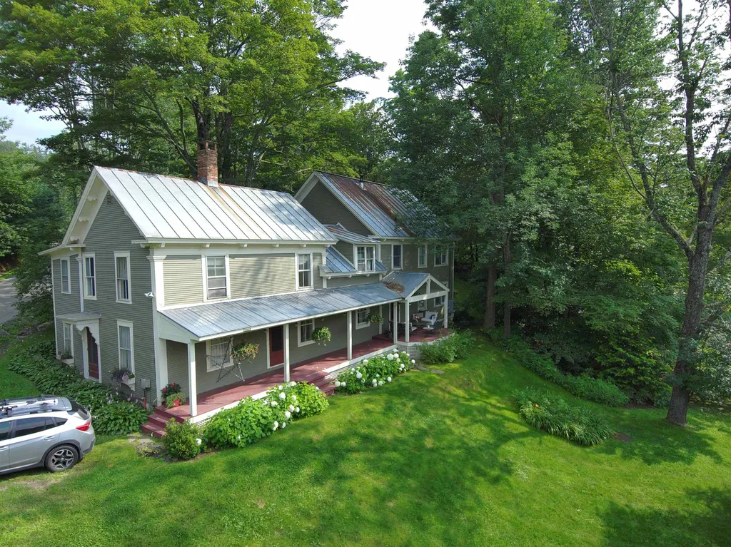 40 Fuller Hill Road Warren VT 05674