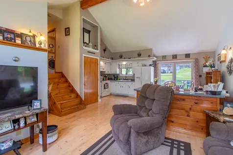 14 Vigario Lane Barton VT 05822