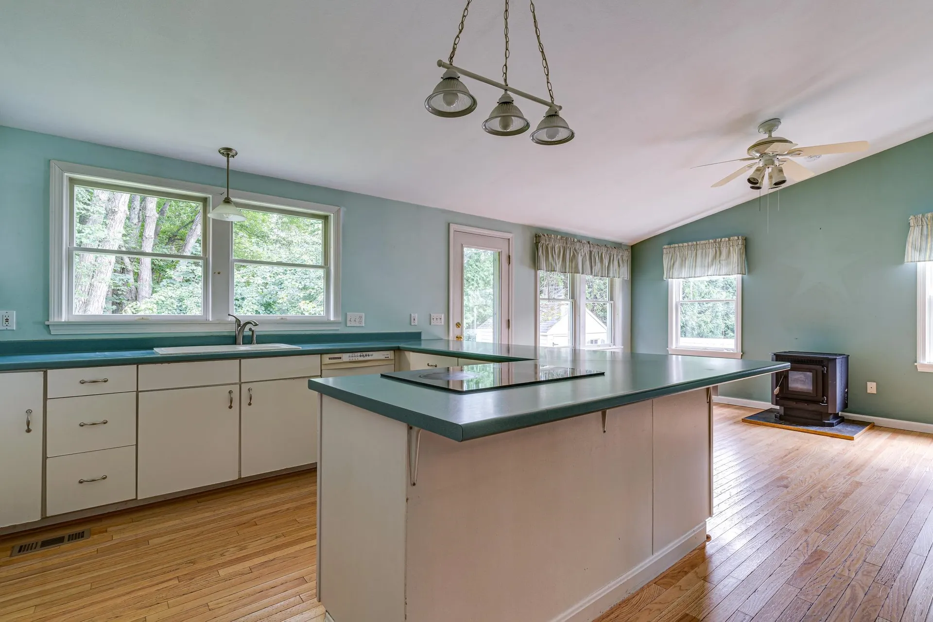 3 Wedgewood Road Dover NH 03820