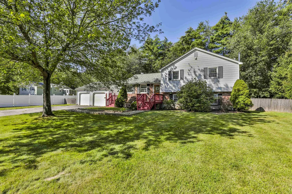 15 Clay Street Merrimack NH 03054