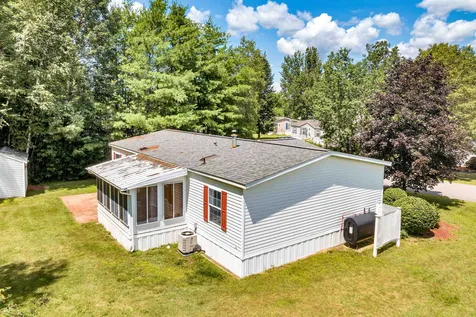 37 Shiloh Drive Rochester NH 03867