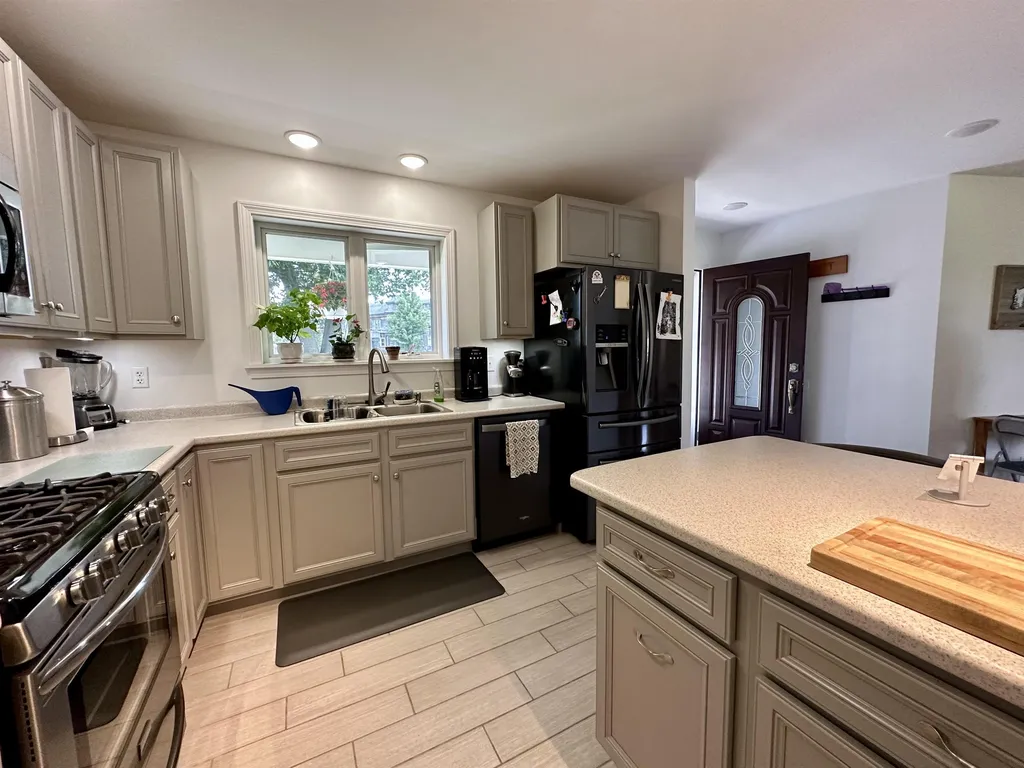 520 Montgomery Road Berkshire VT 05447