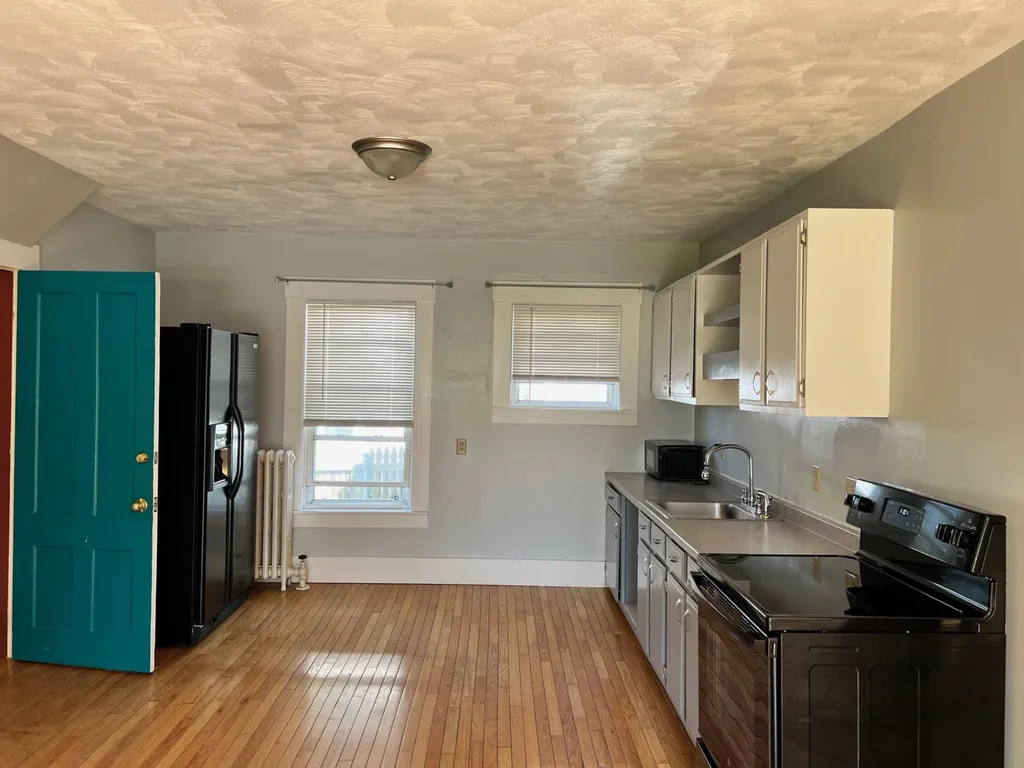 166 Gilford Avenue Laconia NH 03246