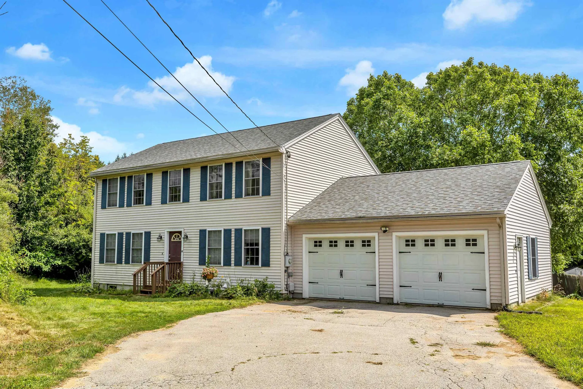 9 Brittany Circle Pembroke NH 03275