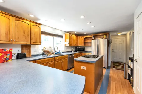 9 Brittany Circle Pembroke NH 03275