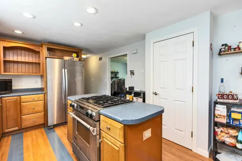 9 Brittany Circle Pembroke NH 03275