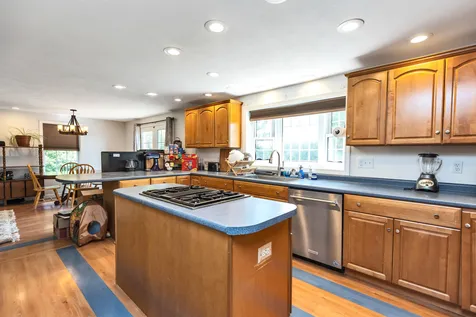 9 Brittany Circle Pembroke NH 03275