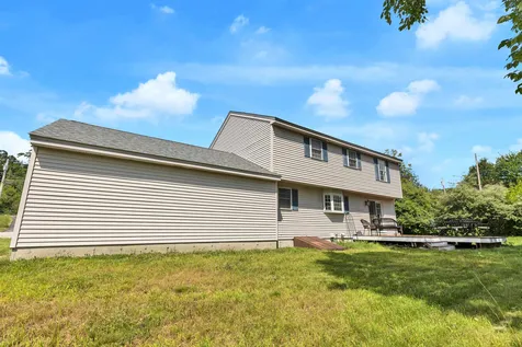 9 Brittany Circle Pembroke NH 03275