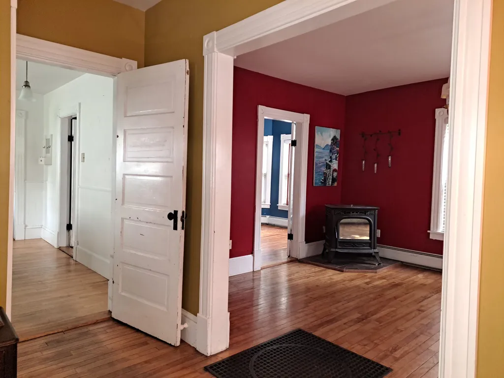 9 Monadnock Street Colebrook NH 03576