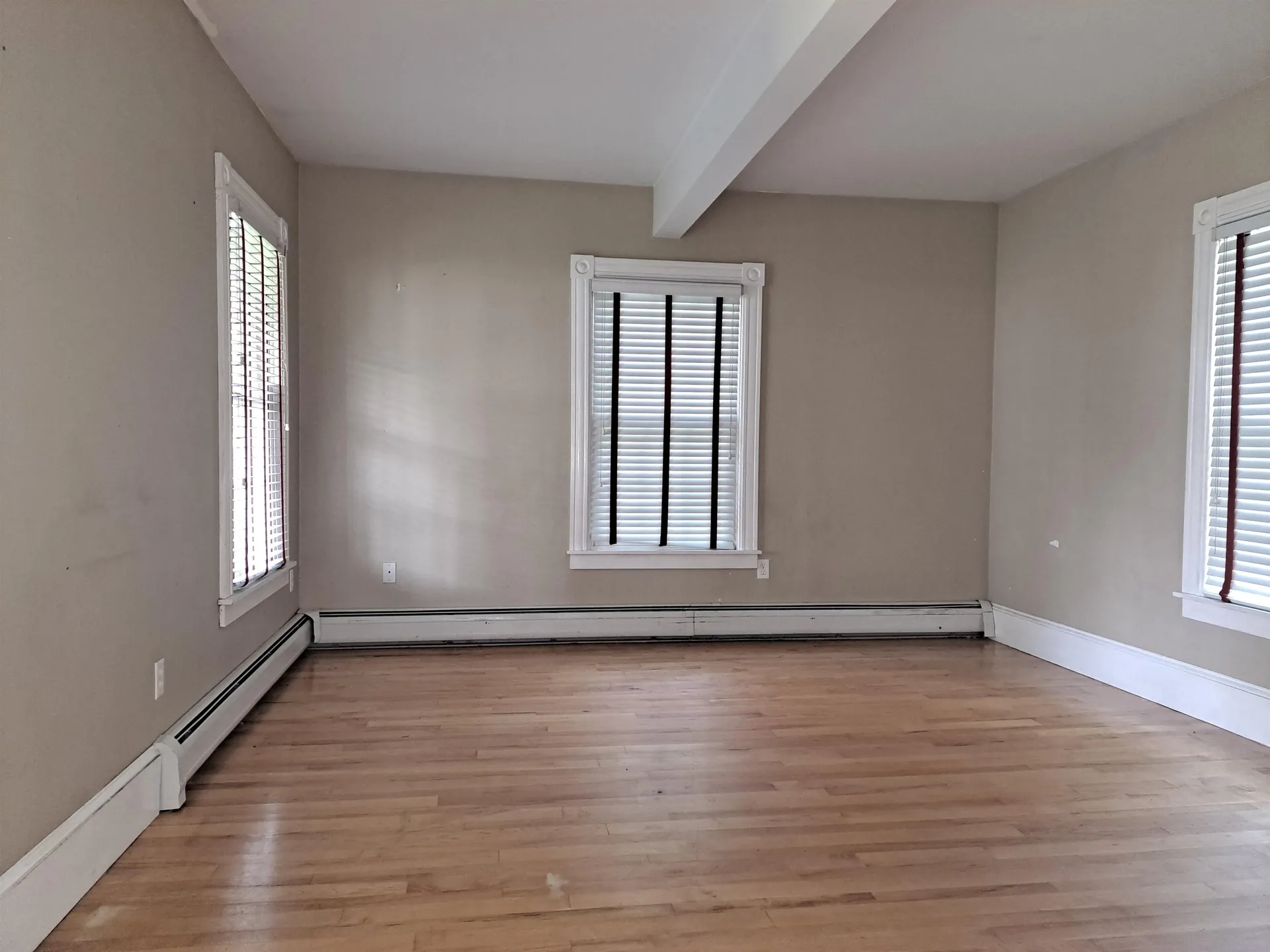9 Monadnock Street Colebrook NH 03576