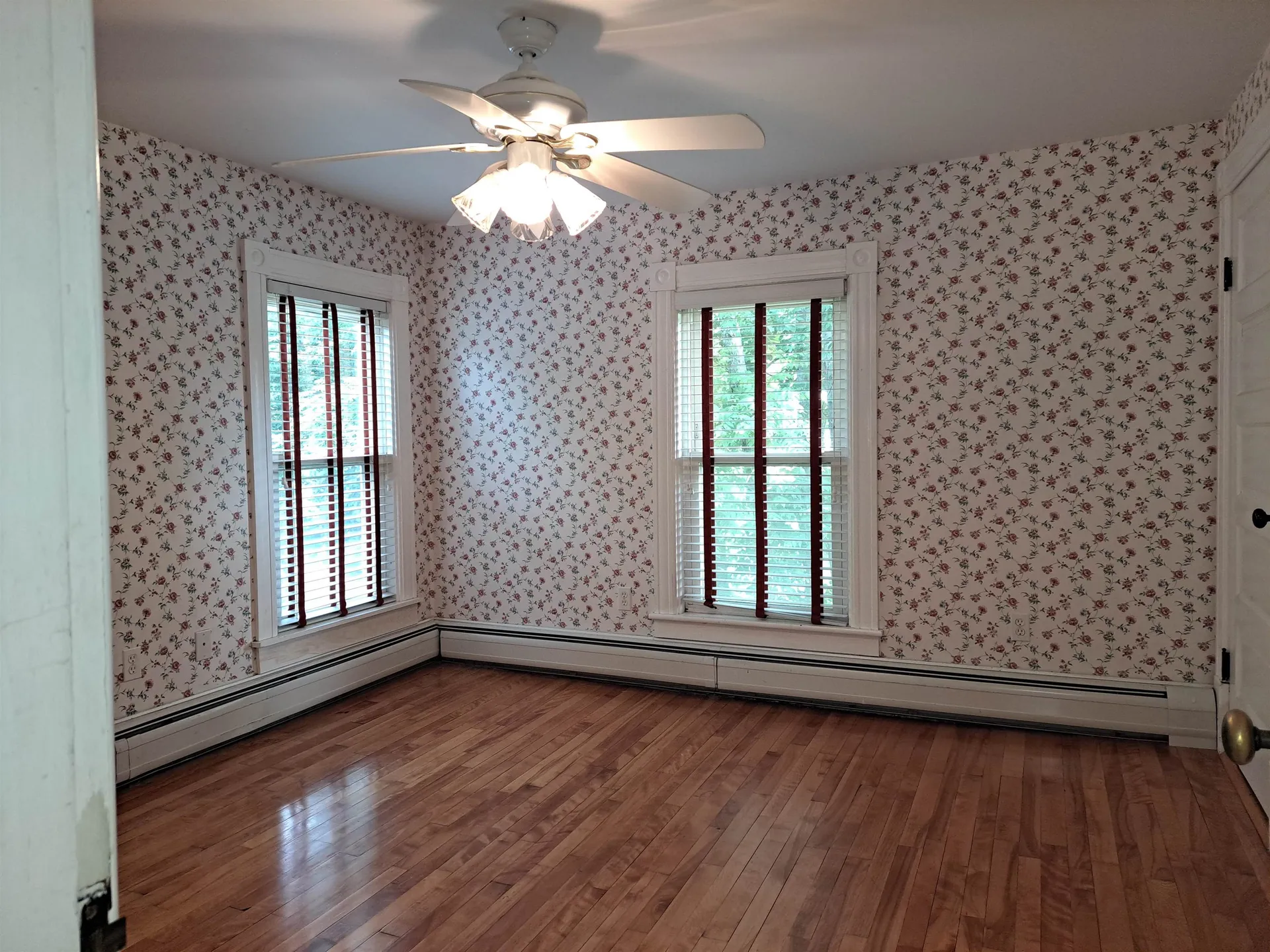 9 Monadnock Street Colebrook NH 03576