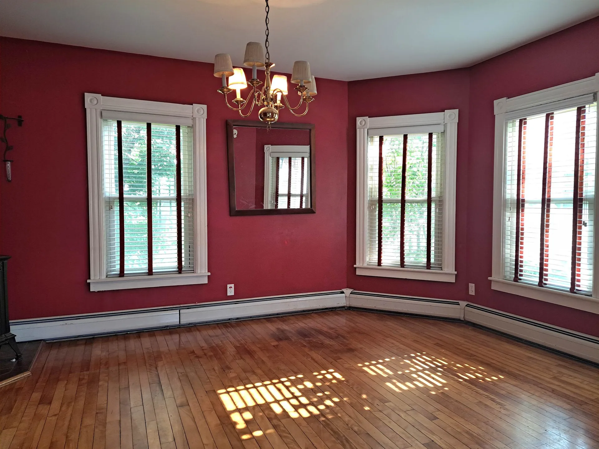 9 Monadnock Street Colebrook NH 03576