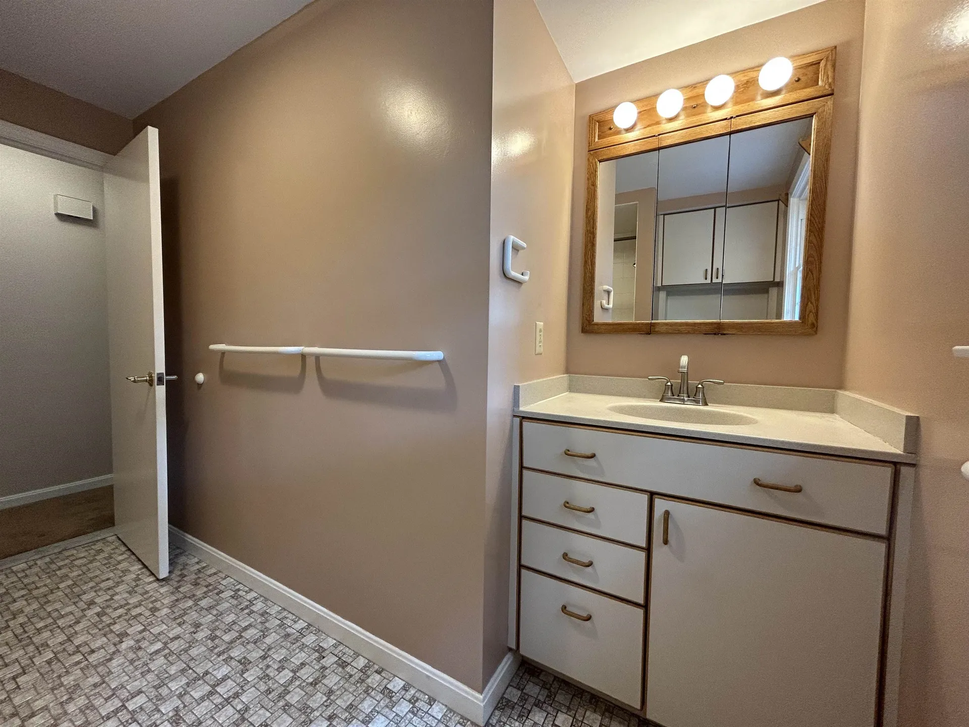 5 Patricia Avenue Exeter NH 03833