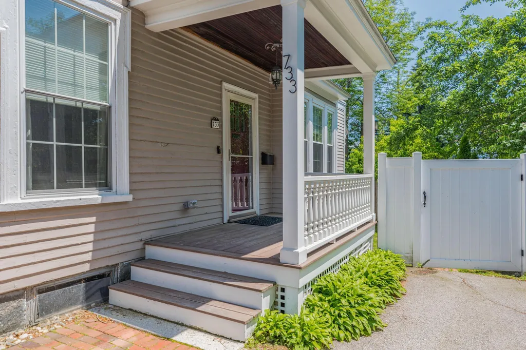 733 Middle Street Portsmouth NH 03801
