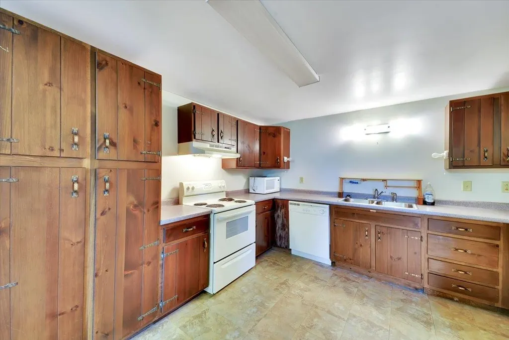 5281 Main Street Franklin VT 05457
