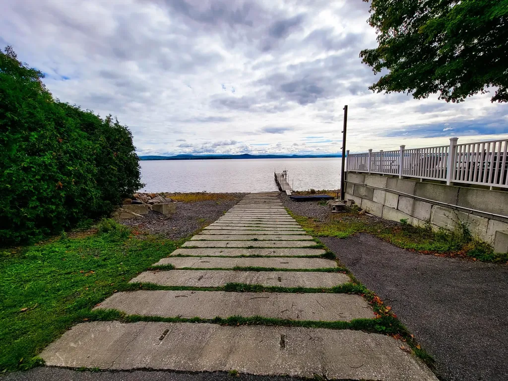 5 Brigantine Road Grand Isle VT 05458