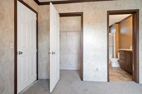 8 Aster Drive Tilton NH 03276