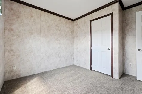 8 Aster Drive Tilton NH 03276