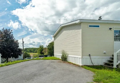 8 Aster Drive Tilton NH 03276