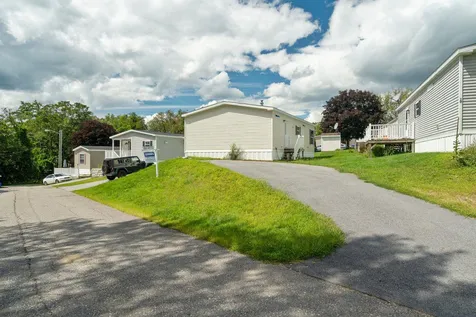 8 Aster Drive Tilton NH 03276