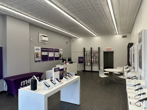 42 South Main Street Rochester NH 03867