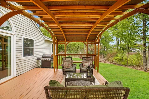 34 Pine Street Newbury NH 03255