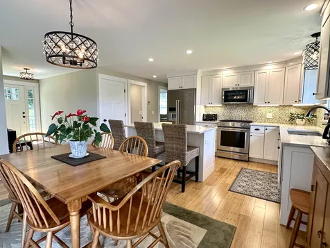 464 Pleasant Street New London NH 03257