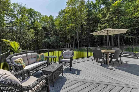 464 Pleasant Street New London NH 03257
